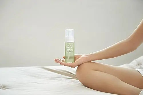 HUECALM Pure & Balancing Feminine Wash, Low pH Balance, Vegan, Korean Beauty Product HUECALM Au supplements