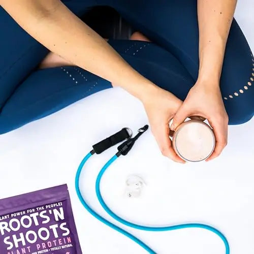Roots 'n Shoots Vegan Protein, Shake, Berry Flavour, with Added B12, 26g Protein ROOTS 'N SHOOTS Au supplements