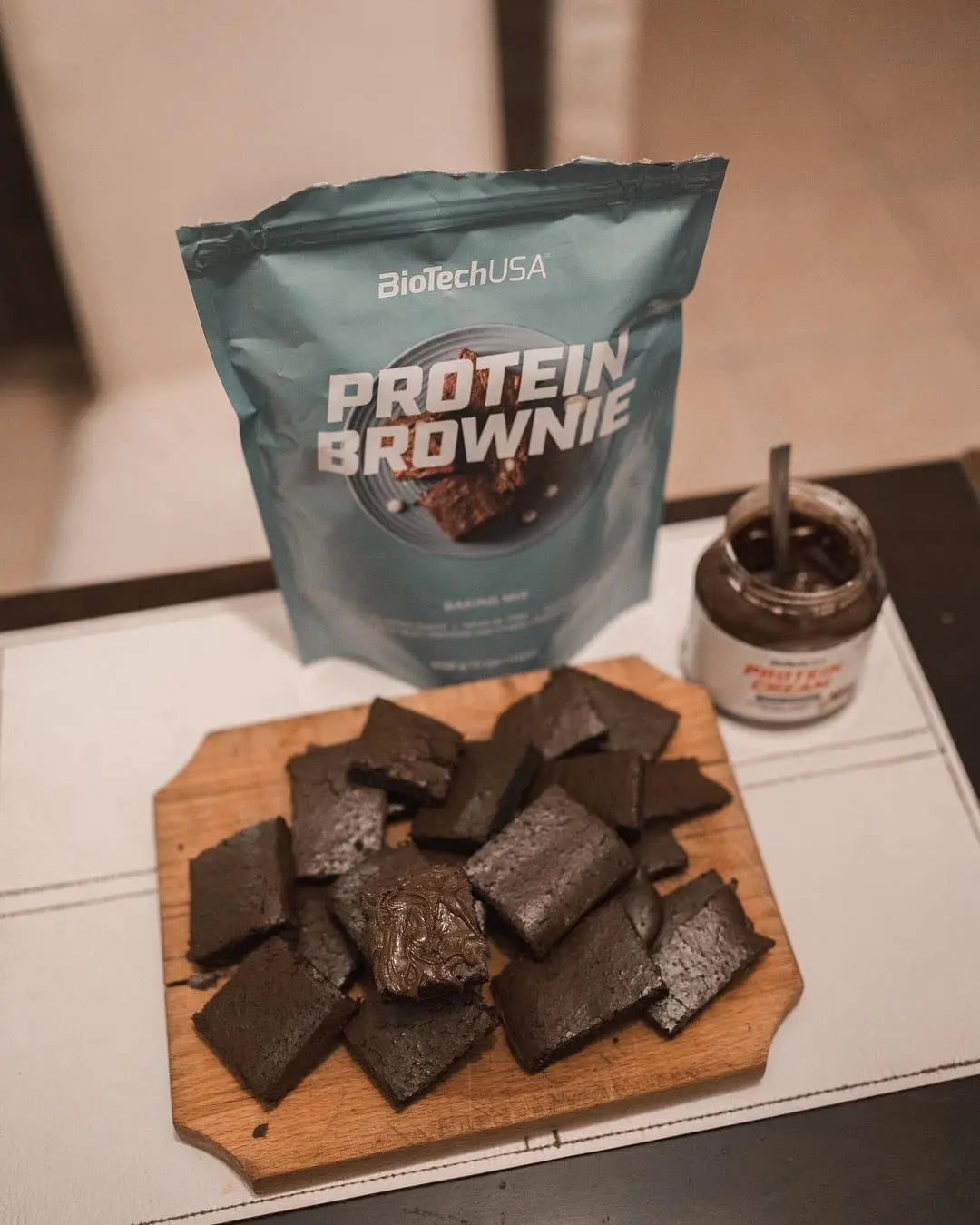 BioTechUSA Protein Brownie, Baking Mix with Collagen, whey proteins and sweeteners. 600 g, Chocolate BioTechUSA Au supplements