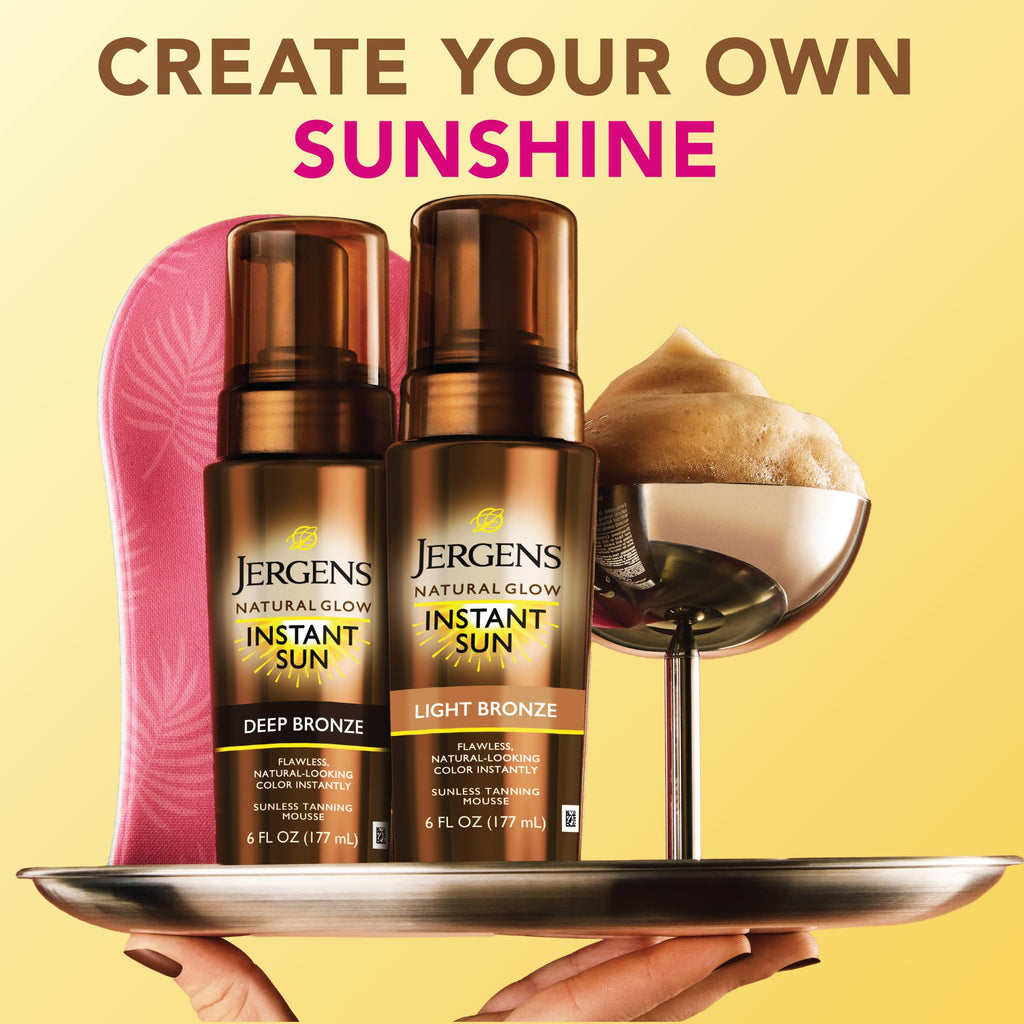 Jergens Natural Glow Instant Sun Body Mousse, Self Tanner for Light Bronze Tan, Sunless Tanning Body Bronzer