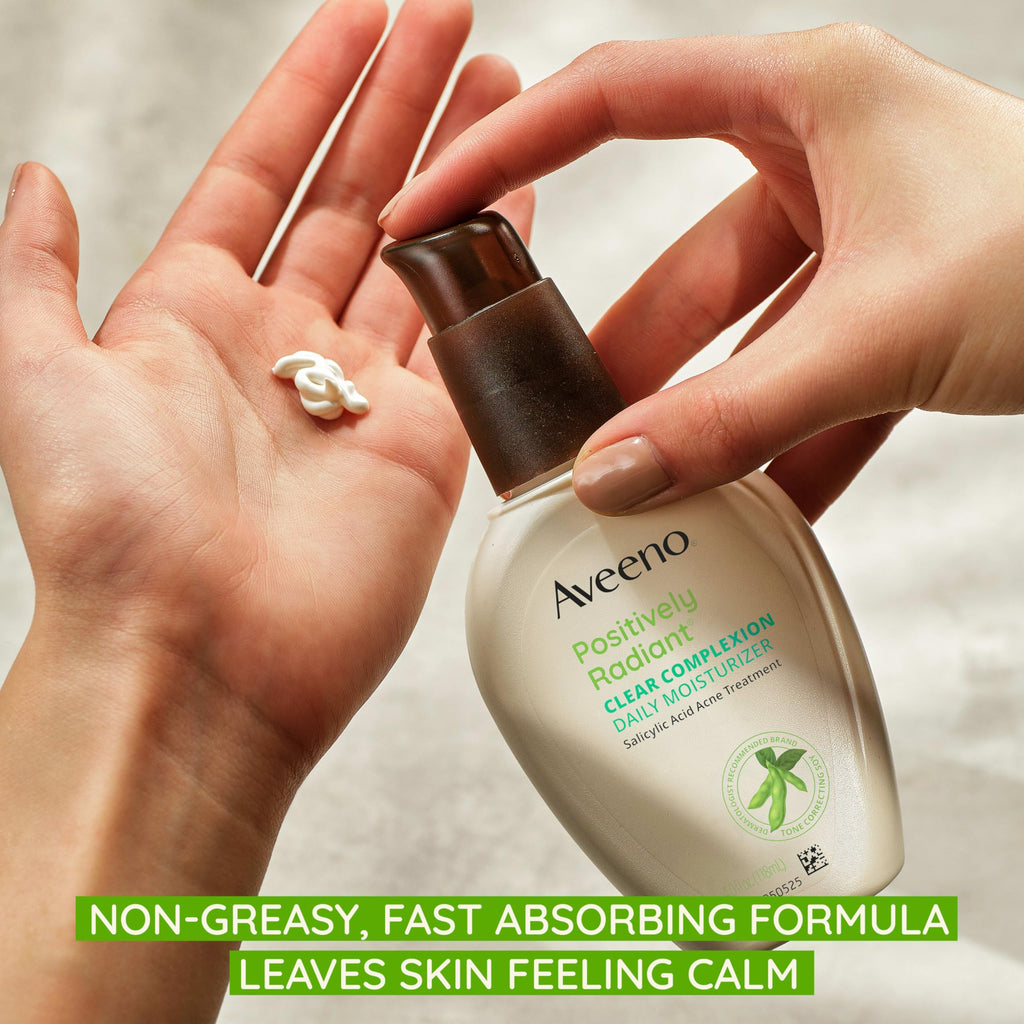 Aveeno Positively Radiant Clear Complexion Face Moisturizer, Acne Facial Moisturizer with Soy and Salicylic Acid for Oily Skin, Hypoallergenic Formula
