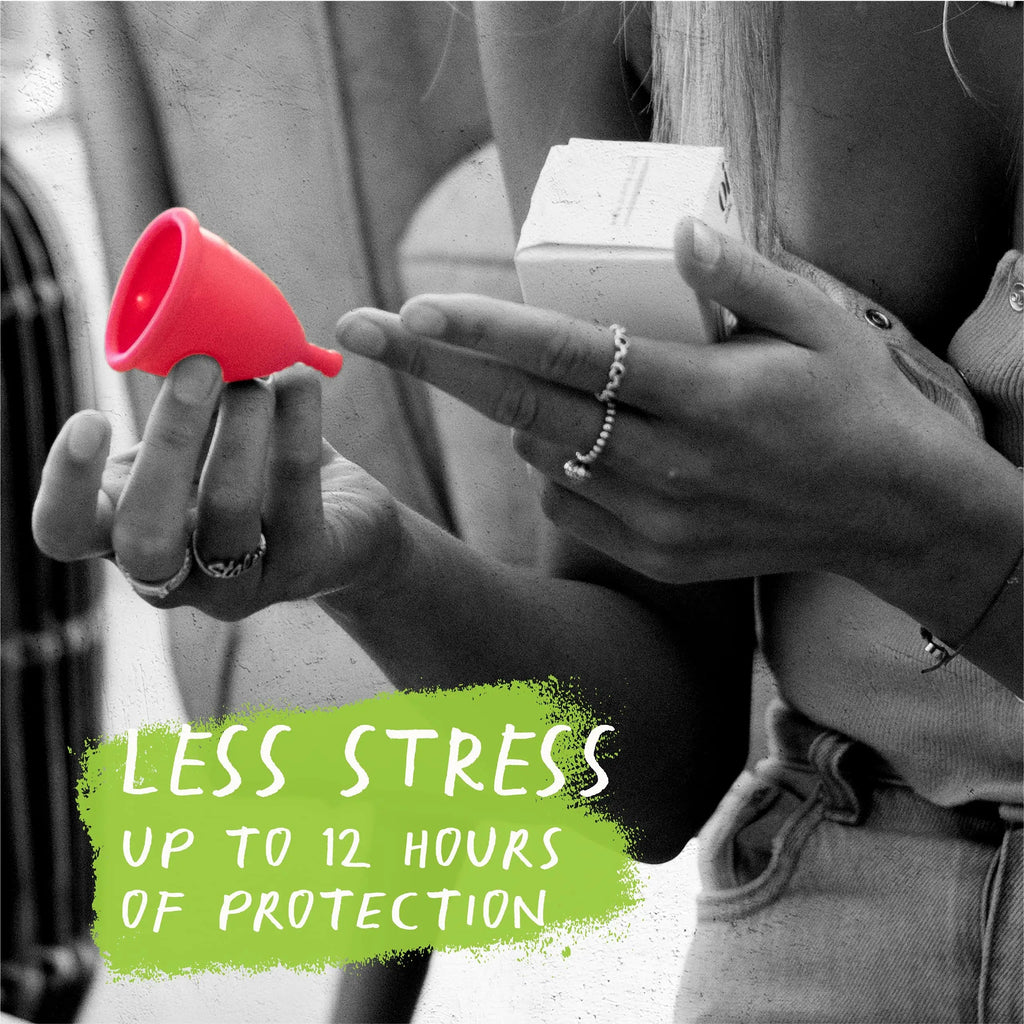 Oi | Organic Initiative - Menstrual Cup | Small - Slim-fit, Wear for 12 hrs | Reusable, Leak Free (17 ml) oi Au supplements