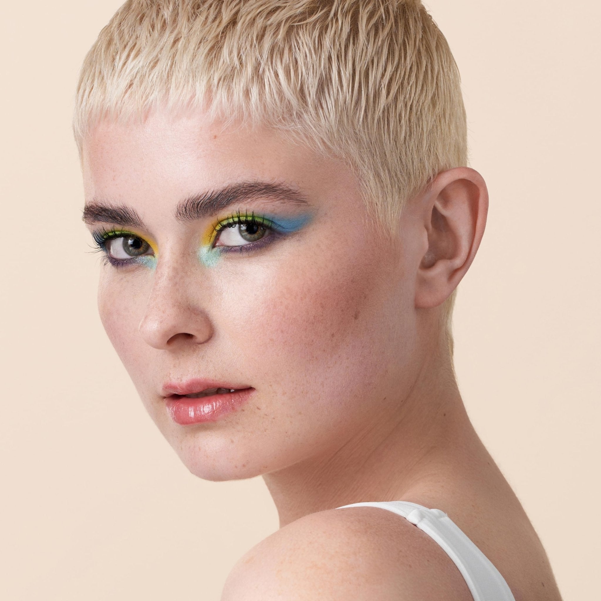 Catrice | Melted Sun Cream Bronzer, Easy to Blend Buildable Coverage for Long Lasting Bronzed Glow, Vegan & Cruelty Free, Without Parabens, Oil & Microplastic Particles (30 | Pretty Tanned) - TrustMedUSA