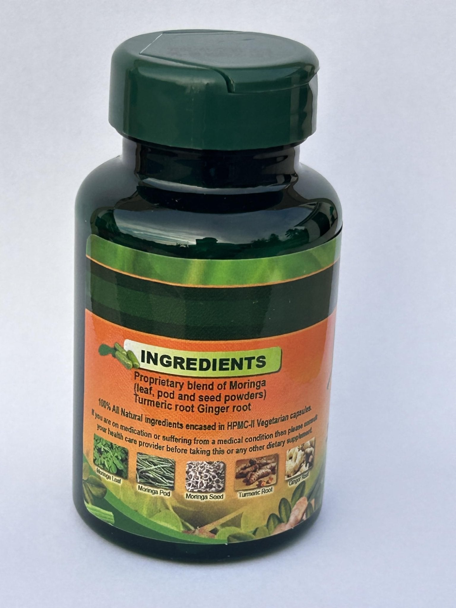 Jamaican Moringa Capsules – 100% Natural Ingredients – Made from Dried Moringa Leaves, Pods & Seeds – 90 Capsules, 500mg – with Turmeric & Ginger – Herbal Supplement, Nutrient-Rich – Easy to Swallow - TrustMedUSA