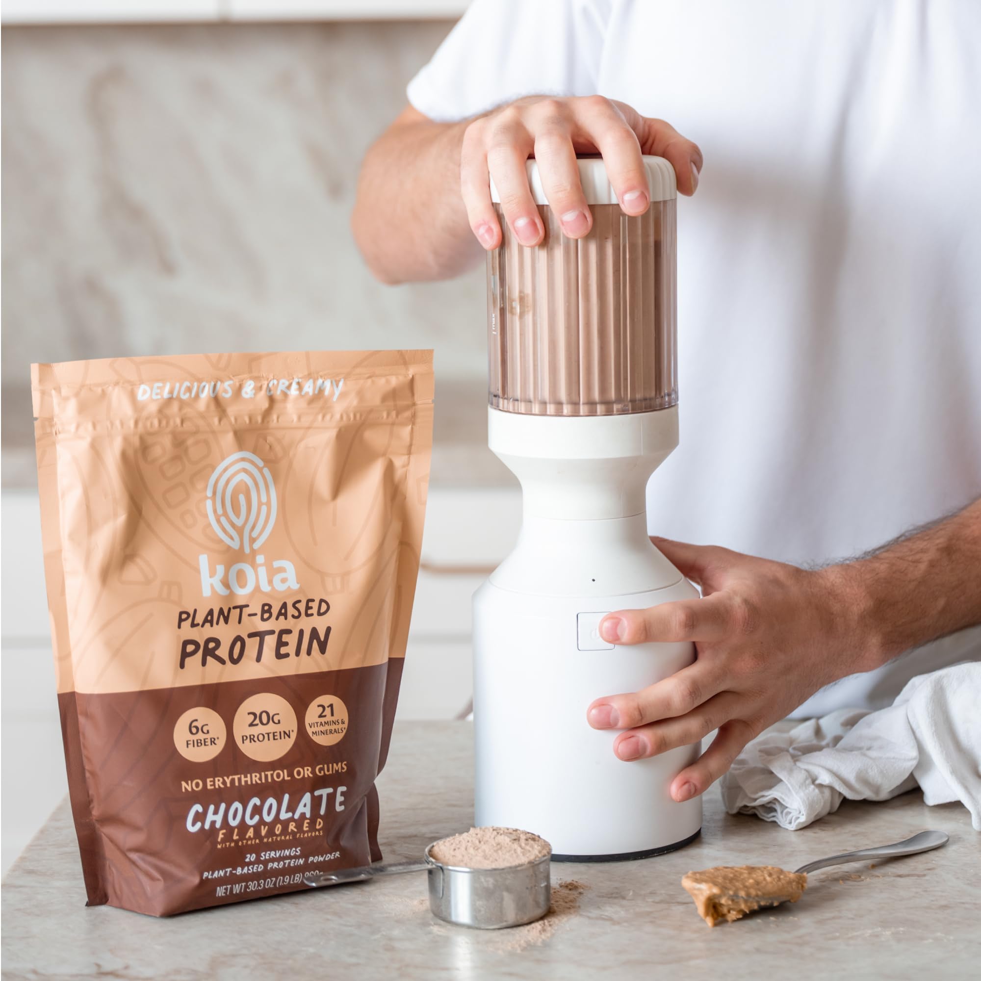 Koia Plant Based Protein Powder, Chocolate, 20g Protein, 3g Sugar, 6g Prebiotic Fiber, Pre & Post Workout, 21 Vitamins & Minerals, No Seed Oils, Dairy-Free, Gluten-Free, Non-GMO, 20 Servings, 30.3 Oz - Maple Wellness Supplements