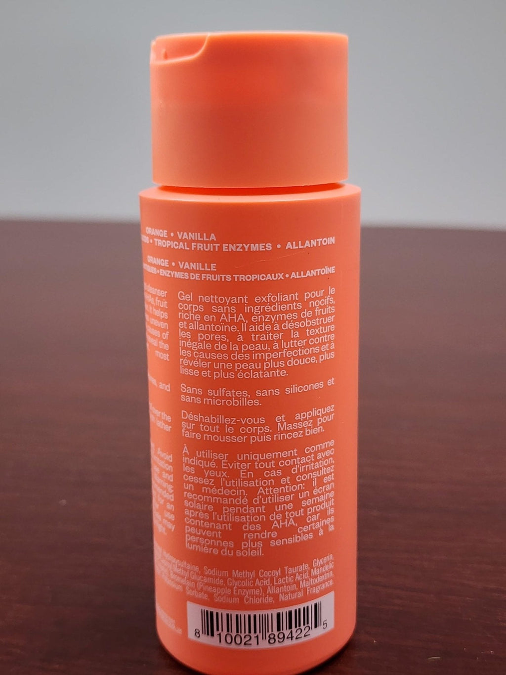 Kosas Kosasport Good Body Skin Exfoliating Body Cleanser - Juicy Clean - Maple Wellness Supplements