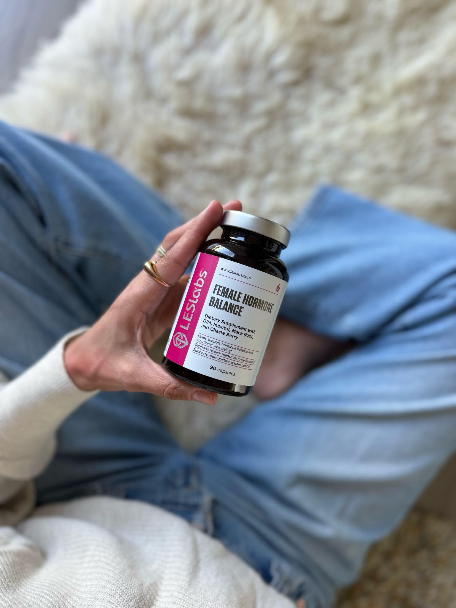 LES Labs Female Hormone Balance Supplement – Hormone Support for Women with Inositol, DIM, Vitex, Chaste Tree, Vitamin B6 & Folate – Menstrual Cycle & Fertility Support – 90 Capsules – Non-GMO - TrustMedUSA