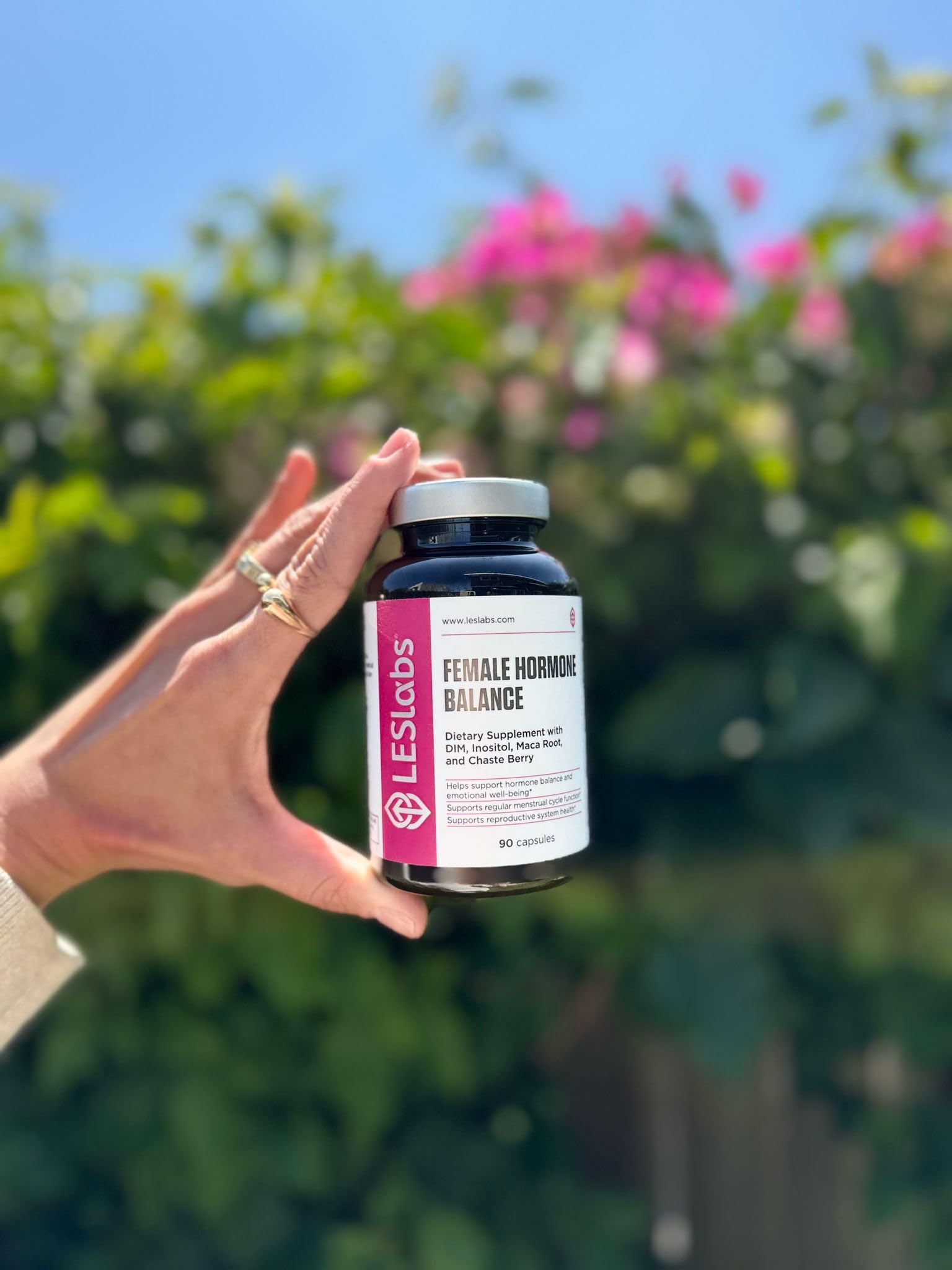 LES Labs Female Hormone Balance Supplement – Hormone Support for Women with Inositol, DIM, Vitex, Chaste Tree, Vitamin B6 & Folate – Menstrual Cycle & Fertility Support – 90 Capsules – Non-GMO - TrustMedUSA