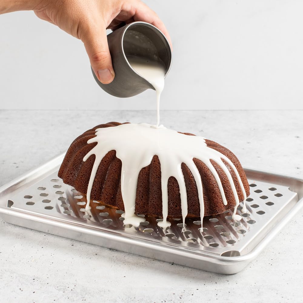 Nordic Ware Naturals Quarter Sheet with Multi-Purpose Oven and Cooling Rack - TrustMedUSA