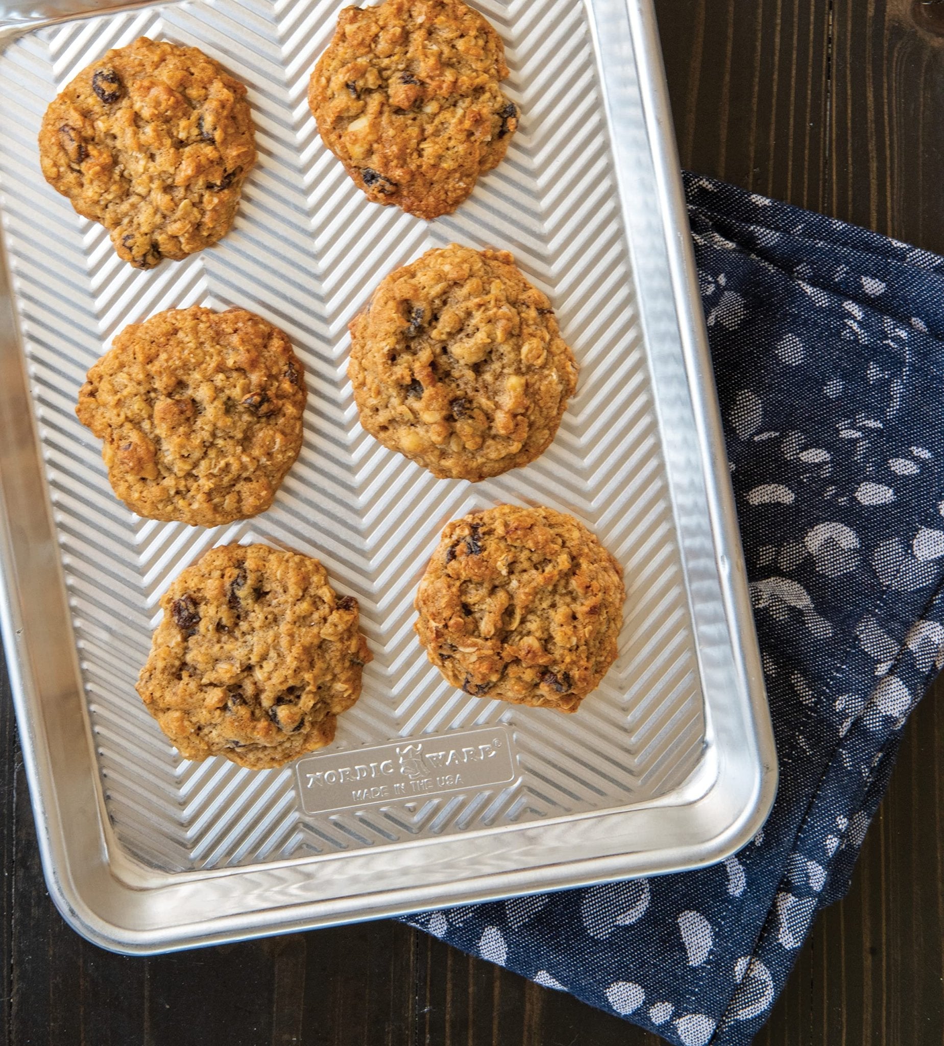 Nordic Ware Prism Baking Quarter Sheet, Natural - TrustMedUSA