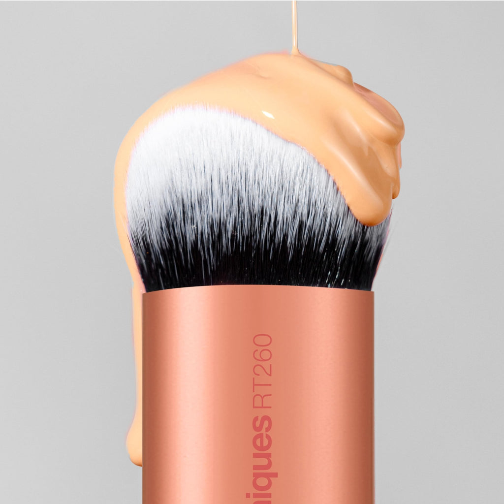 Real Techniques Bubble Blending Makeup Brush, Multipurpose Foundation Brush For Liquid, Cream, & Powder Products, Unique Round Brush Head, Synthetic Bristles, Vegan & Cruelty Free, 1 Count - TrustMedUSA