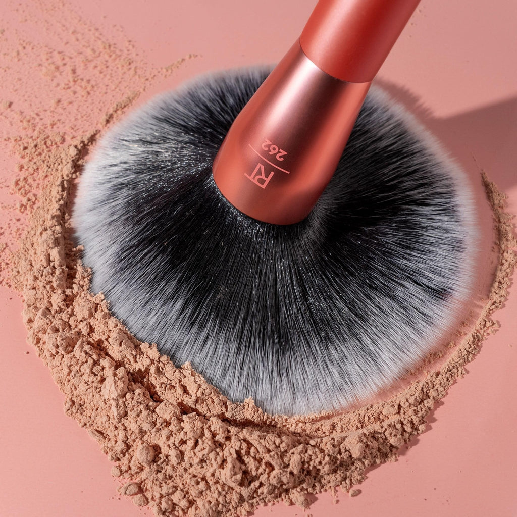 Real Techniques Extra Big Powder Brush, Large Makeup Brush For Powder, Fluffy Head For All-Over Setting, XL Oversized Brush For Quick Application, Cruelty-Free, Synthetic Bristles, 1 Count - TrustMedUSA