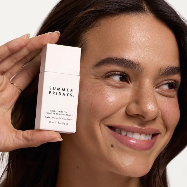 Summer Fridays Sheer Skin Tint - Skin Tint with Hyaluronic Acid - Helps Diminish Uneven Skin Tone - Sheer to Light Coverage - Shade 5 - Medium with Warm Neutral Undertones (1 Fl Oz) - TrustMedUSA